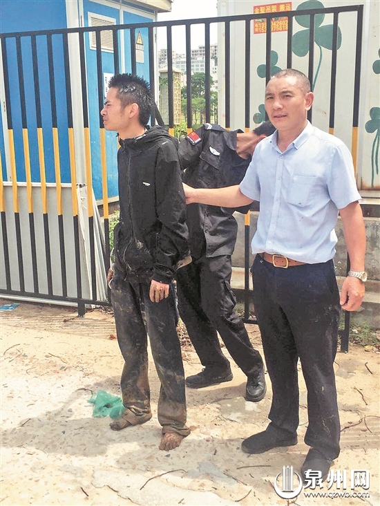 一精神异常男子殴打八旬阿婆后跳入晋江 一精神异常男子殴打八旬阿婆后跳入晋江