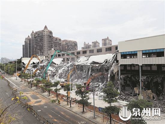 有关部门组织对“两违”进行摧毁性拆除 有关部门组织对“两违”进行摧毁性拆除