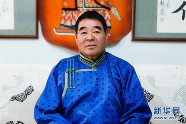 廷·巴特尔在家中（12月12日摄