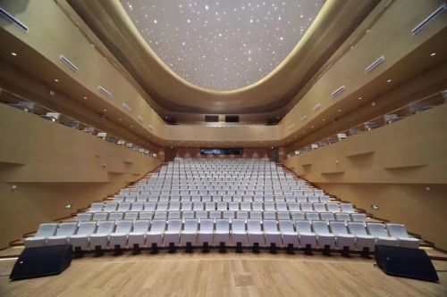 打造海丝起点文化新名片泉州大剧院运营半年献演80余场好戏